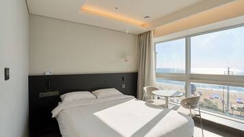 Habitaciรณn Deluxe doble, vistas a la playa | Vistas al mar