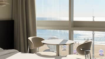 Deluxe Double Room, Beach View | Beach/ocean view