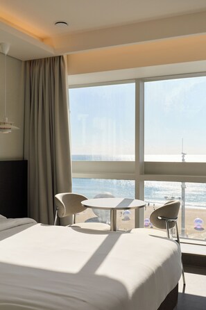 Habitación Deluxe doble, vistas a la playa | Vistas al mar