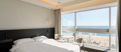 Deluxe-Doppelzimmer, Strandblick | Strand-/Meerblick