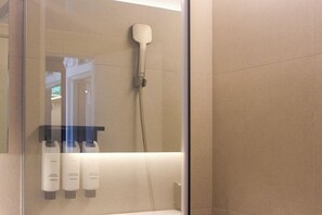 Bàn, truy cập Internet không dây miễn phí 