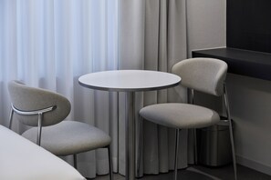 Deluxe Twin Room, Non Smoking, City View - Covestay Haeundae (Busan)