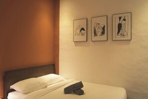 Room - Carnarvon 73 (George Town)