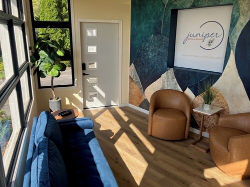 The Juniper Motel & Resort