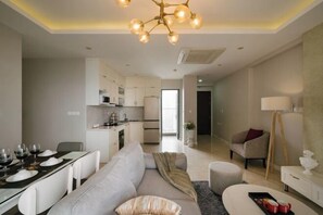 Room - Vinhomes D'Capitale - HANOIHOMES (Hanoi)