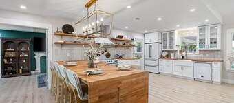 White Feathers Ranch on Brushy Creek, Event Space & Luxury Farmhouse Retreat.