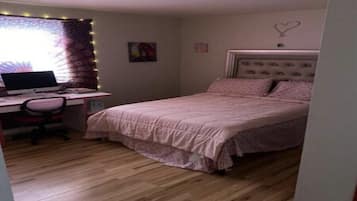 1 bedroom, internet, bed sheets