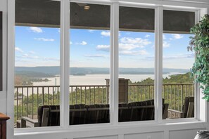 Interior - Big Bear Getaway w/ Views (Branson)