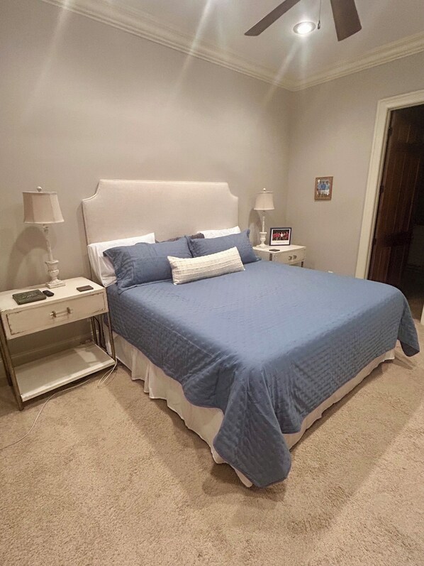 3 chambres, fer et planche Ă repasser, Wi-Fi, literie fournie