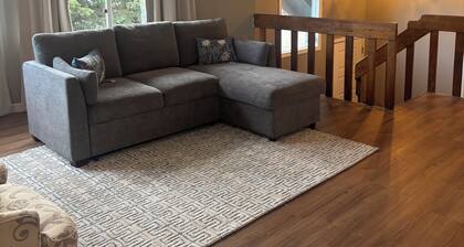 Upscale Anchorage Getaway, Cozy & Newly Remodeled