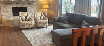 Upscale Anchorage Getaway, Cozy & Newly Remodeled