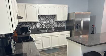 Cozy Guest Suite on working farm