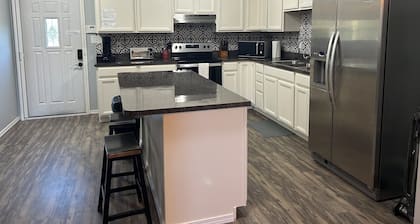 Cozy Guest Suite on working farm