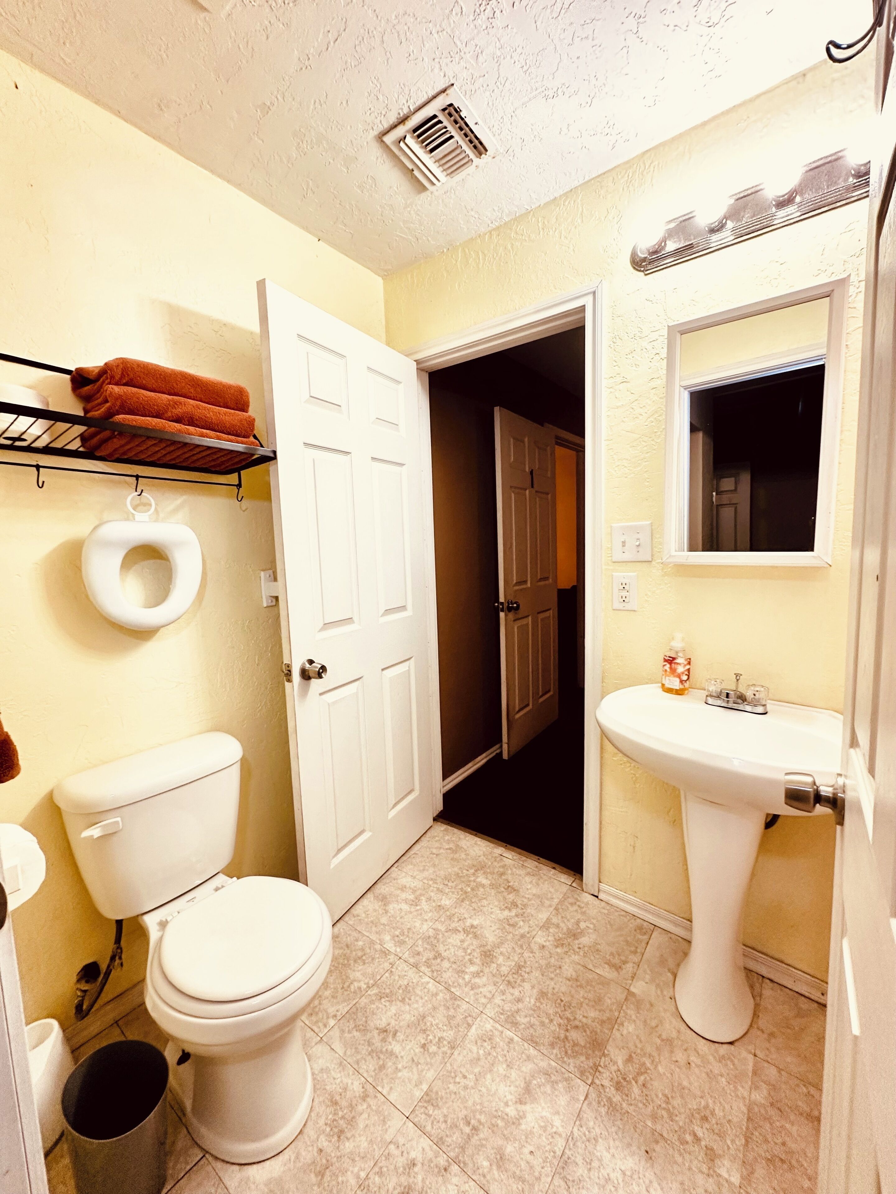 Ympäristöystävälliset hygieniatuotteet, pyyhkeet, saippua, vessapaperi