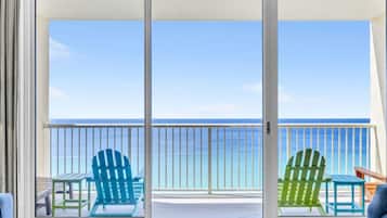 Télévision, table de tennis de table