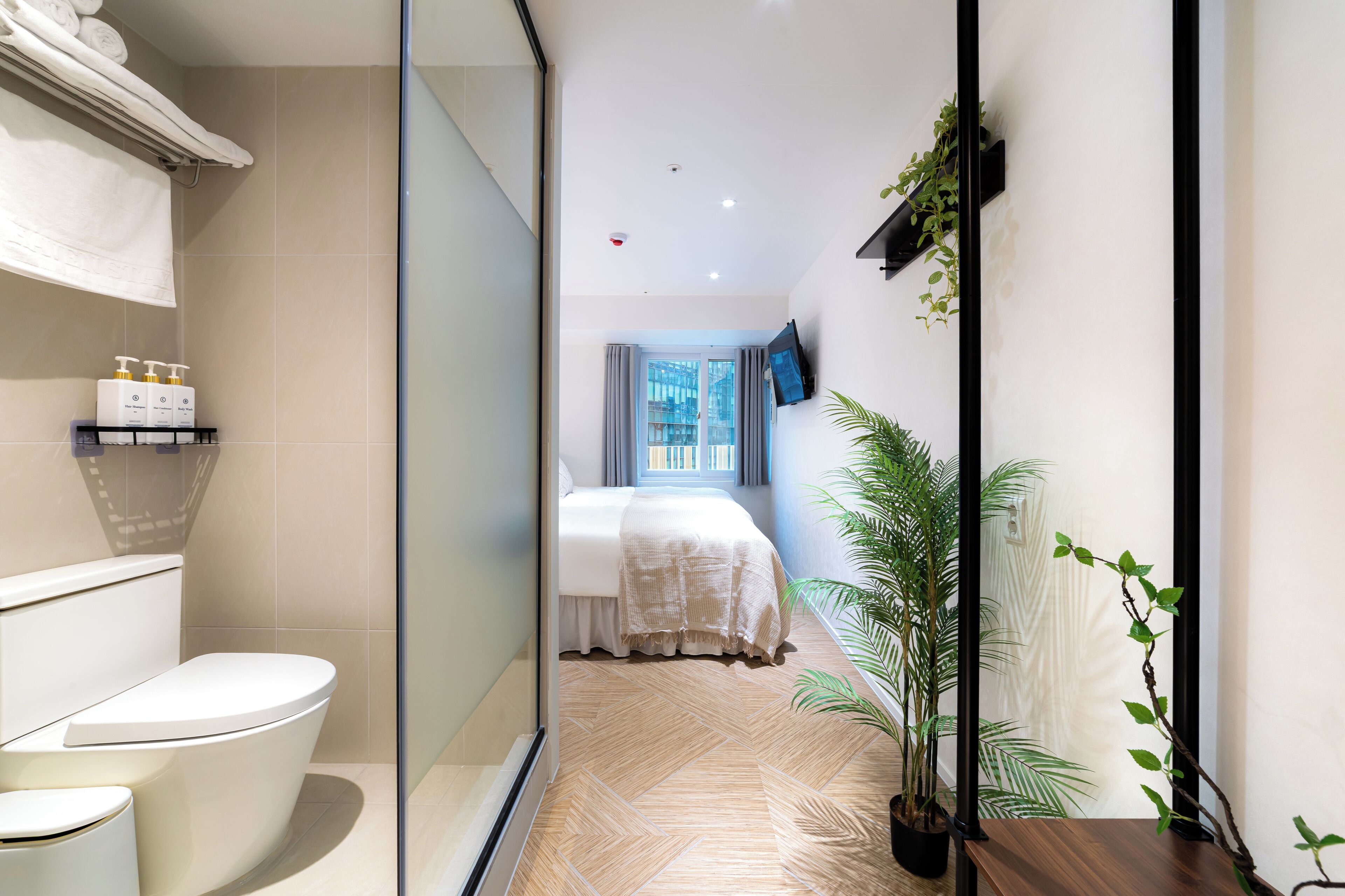 Deluxe Twin Room | Desk, free WiFi