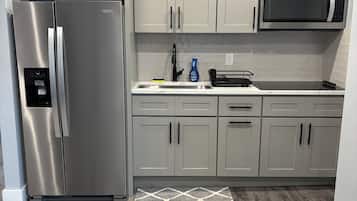 Microwave, stovetop