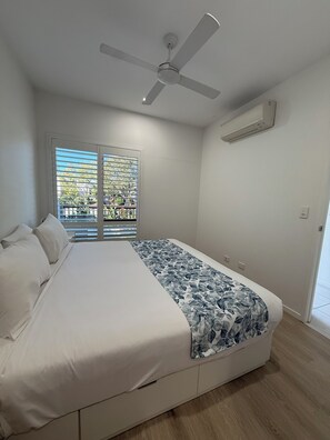 1 bedroom, desk, iron/ironing board, bed sheets
