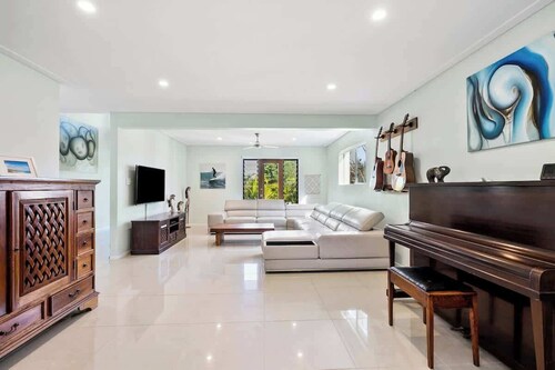 Your Noosa home away from home, central location!