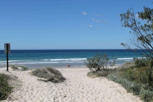 Paradise in Peregian - a little gem steps to beach