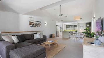 Televisie en een kantoor