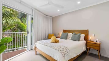 2 dormitorios, tabla de planchar con plancha, cuna de viaje y wifi