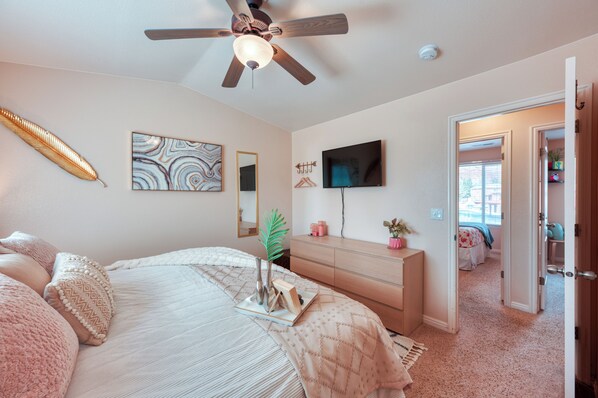 3 bedrooms, WiFi, bed sheets