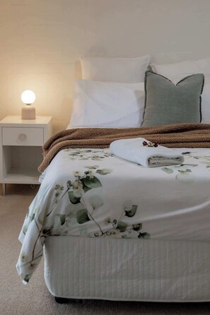 2 chambres, fer et planche à repasser, Wi-Fi, literie fournie