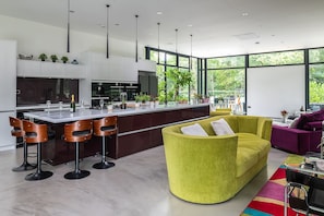 Interior - The Bridge House  -  Luxury Cottages (Bursledon)