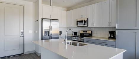 Fridge, microwave, oven, dishwasher