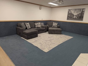 Interior - Aspen Ridge Wing- Sleeps 20 (West Custer Township)