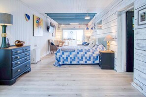 1 chambre, fer et planche à repasser, Wi-Fi, literie fournie