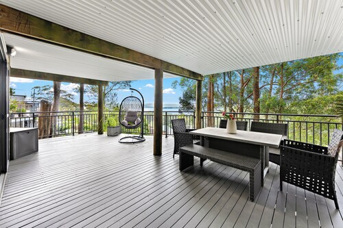 Luxury 4BR Saratoga Retreat w/ Water Views & Pool