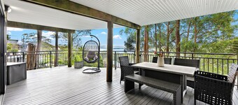 Luxury 4BR Saratoga Retreat w/ Water Views & Pool