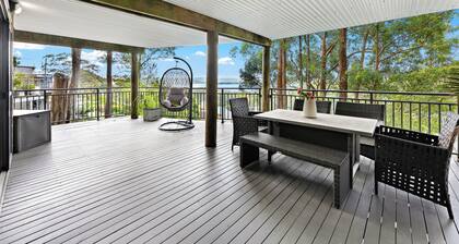 Luxury 4BR Saratoga Retreat w/ Water Views & Pool