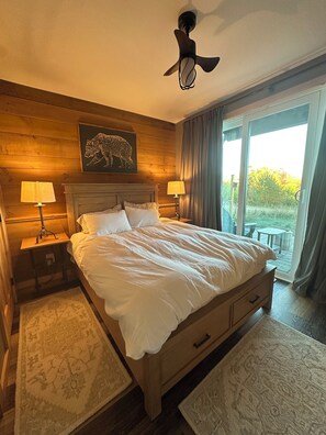 3 habitaciones, escritorio, wifi gratis y ropa de cama