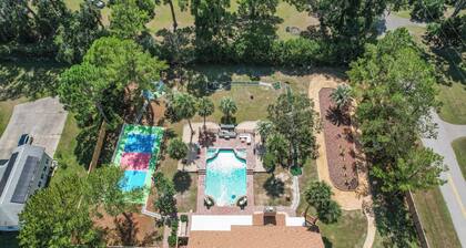 NEW! Pickleball•Arcade•Racetrack•Pool•Golf•Firepit