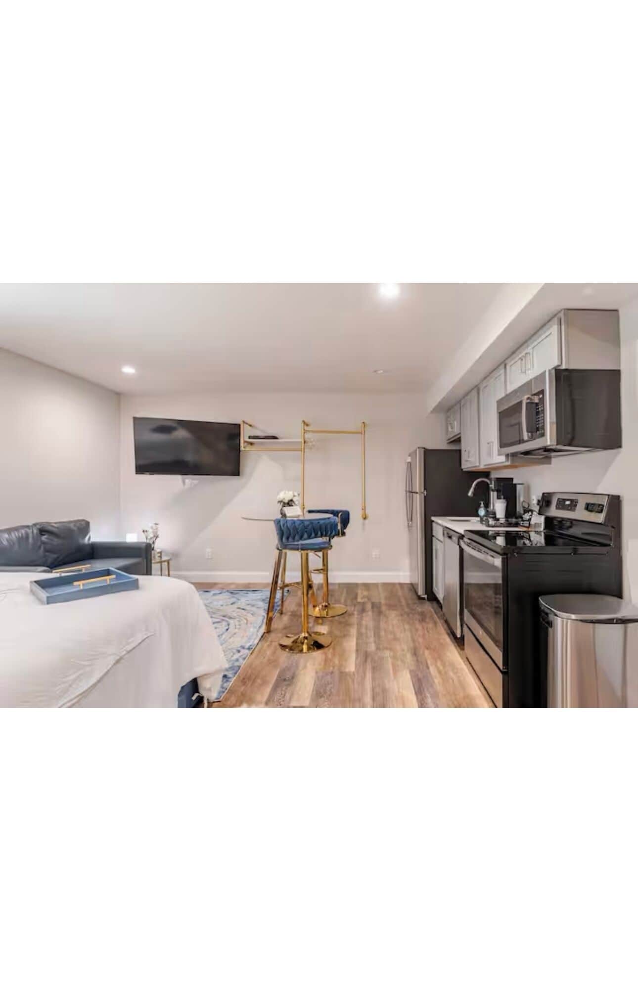 1 bedroom, iron/ironing board, free WiFi, bed sheets