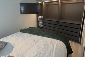 1 bedroom, iron/ironing board, WiFi, bed sheets