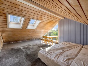 6 bedrooms, internet