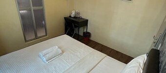 Serian Transit Inn