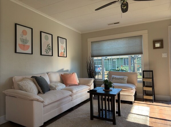 Living area - Salem Cozy Casita Rio (Salem)