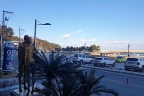 Self parking - OceanStay E7 INN-The City jukdo (Yangyang)