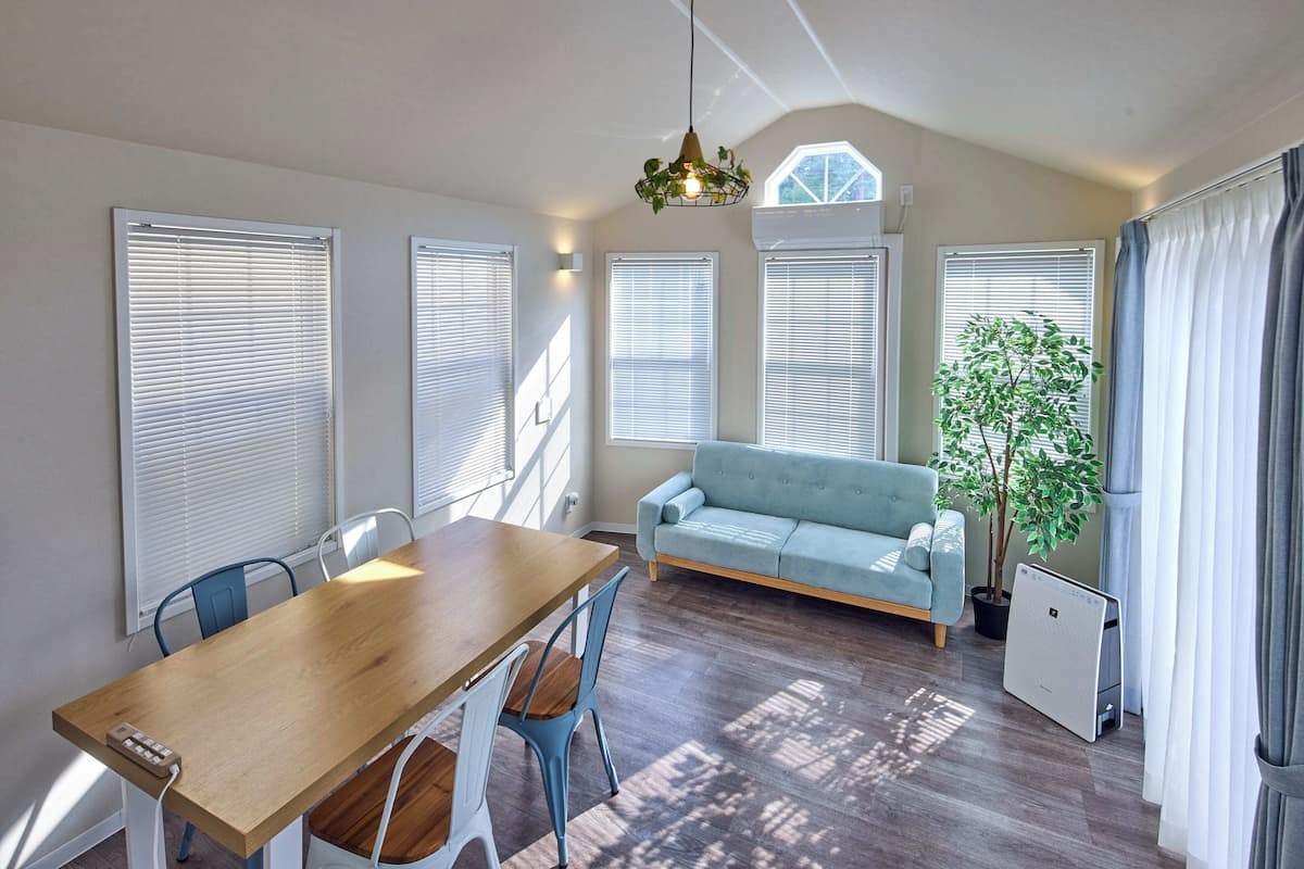 Family Room | Free WiFi