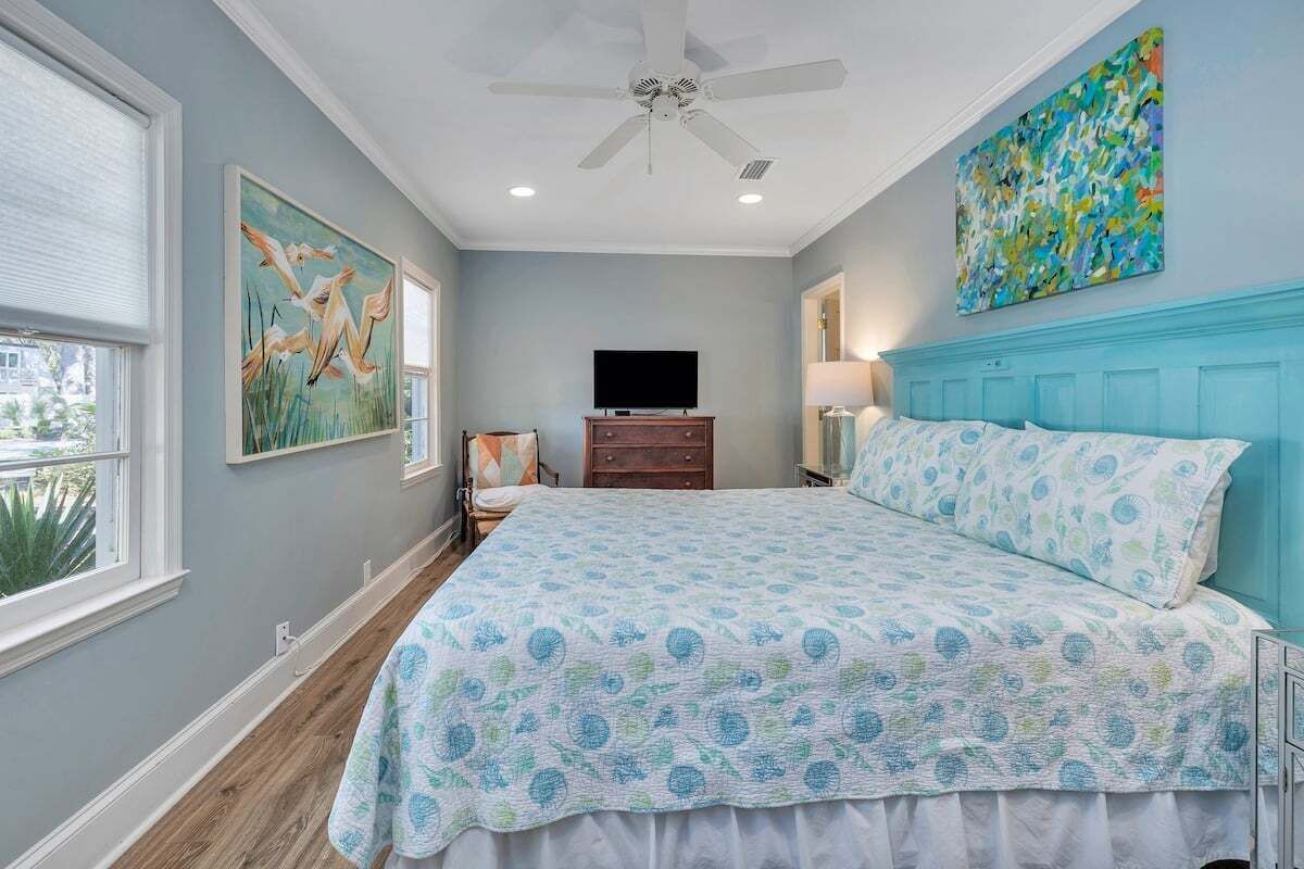 3 عدّة غرف نوم ومكواة/لوح كي وواي فاي مجانًا وملاءات أسرّة