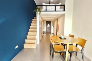 Room - KL Sentral Serviced Apartment - The Establishment KL Sentral by Loop Suites (Kuala Lumpur)