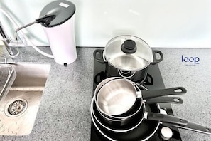 Room - KL Sentral Serviced Apartment - The Establishment KL Sentral by Loop Suites (Kuala Lumpur)