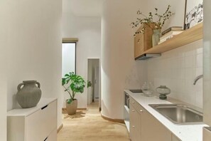 Room - Express by M Village Nguyen Du (Ho Chi Minh City)