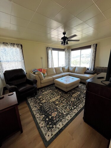 Cozy & Quiet: Apartment located in a quiet neighborhood in Rapid City