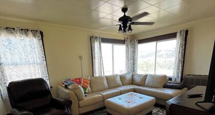 Cozy & Quiet: Apartment located in a quiet neighborhood in Rapid City